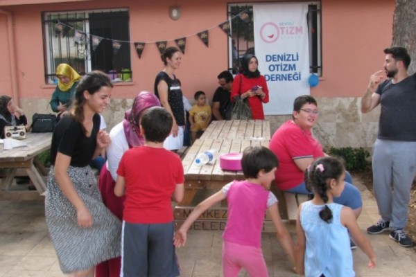 Farklılık Zenginliktir Yaz Kulübü
